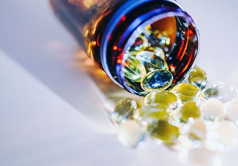 Anti-aging supplements: Vitamin C, collagen, and more