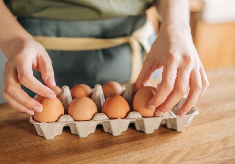 Duck Eggs vs. Chicken Eggs: Comparing Nutrition and Benefits