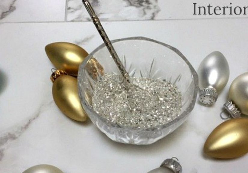 Make Your Own Glass Glitter for Christmas Crafting
