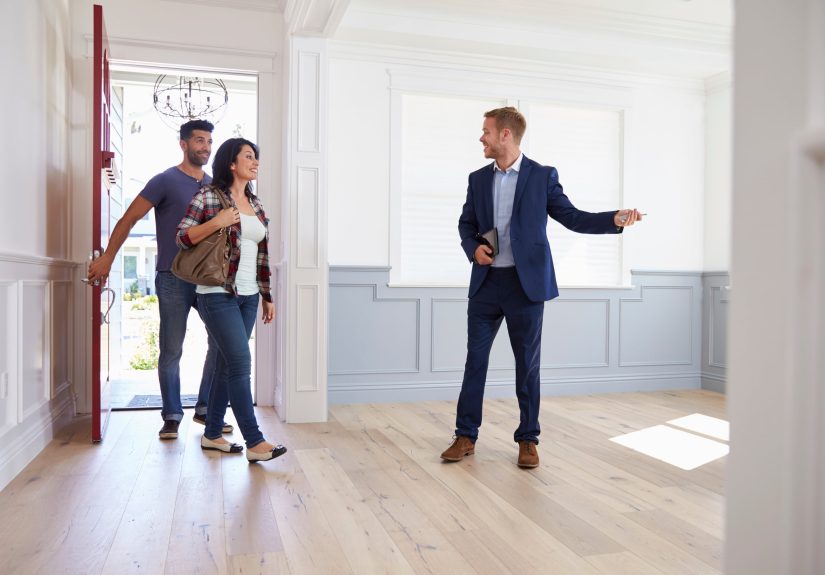 7 Remodelaholic Tips to Help You Buy a Home