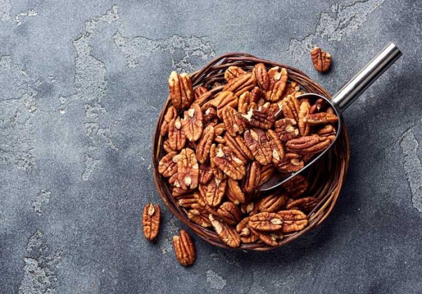 9 Nuts to Eat on a Low Carb Diet