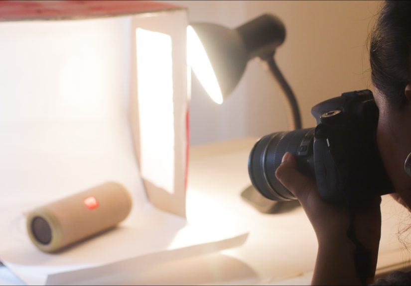 How to Create an Inexpensive Photography Lightbox: 12 Steps
