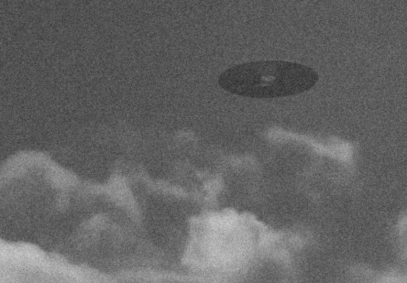 Pentagon Investigating UFOs That Possibly Turned Off Warheads