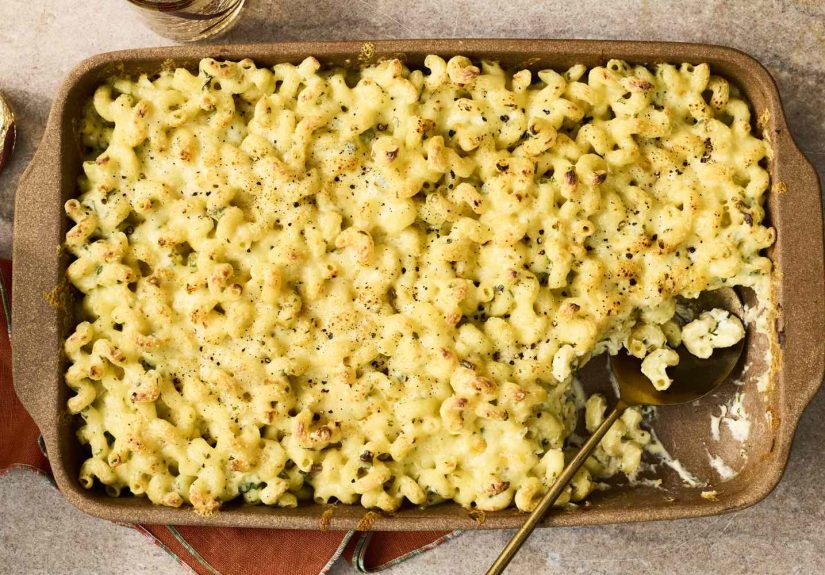 Roasted Garlic Mac and Cheese