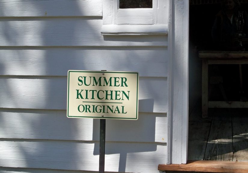 The History and Purpose of the Summer Kitchen - Bob Vila
