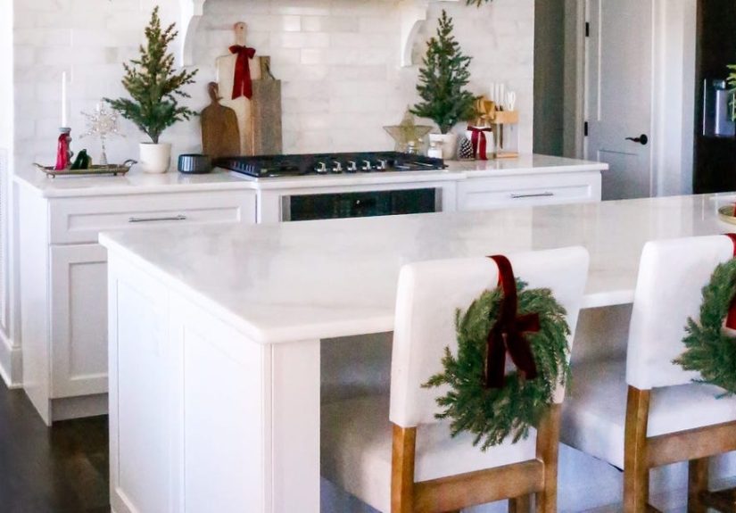 12 Fun and Festive Christmas Kitchen Decor Ideas