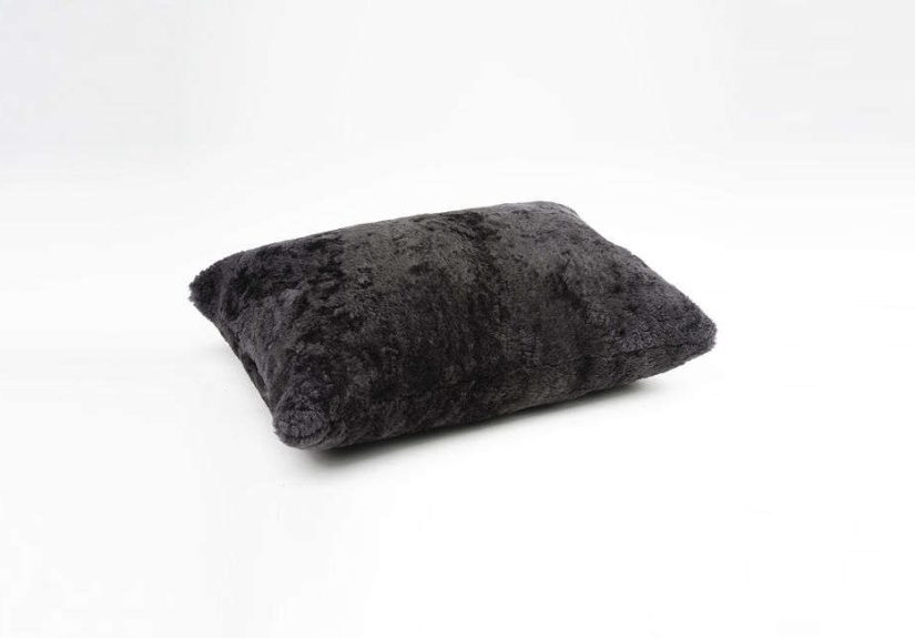 Alice Asphalt Cushion