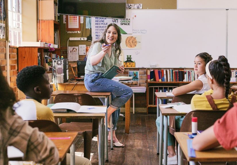 Guiding Students to Regulate Their Emotions by Modeling