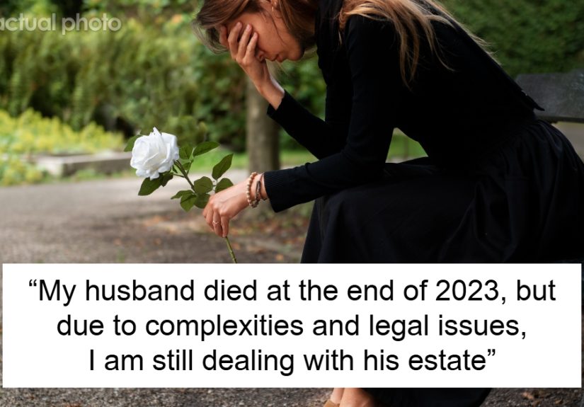 Guy Helps Grieving Friend Cope By Leaving Her With 58 Unread Messages In A Week, Netizens Say “Run”