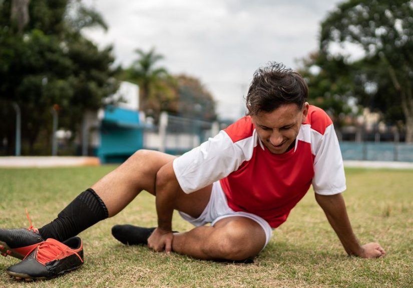 Hairline Fracture: Symptoms, Causes, and Treatments
