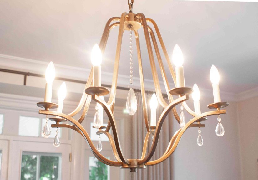How to Hang a Dining Room Chandelier at the Perfect Height
