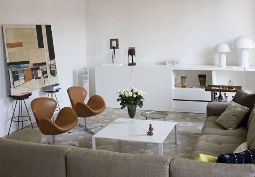 Midcentury Modern in Barcelona: At Home with Elina Vila and Agnès Blanch of Minim