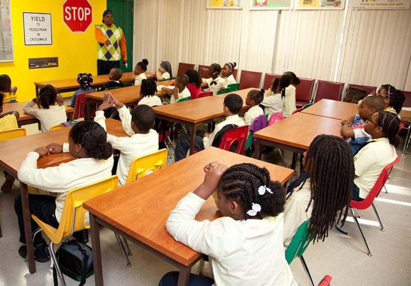 6 Hand Signals That Bring Learning to Life