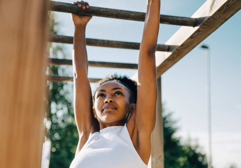 Dead Hang: Does It Really Stretch Your Spine?