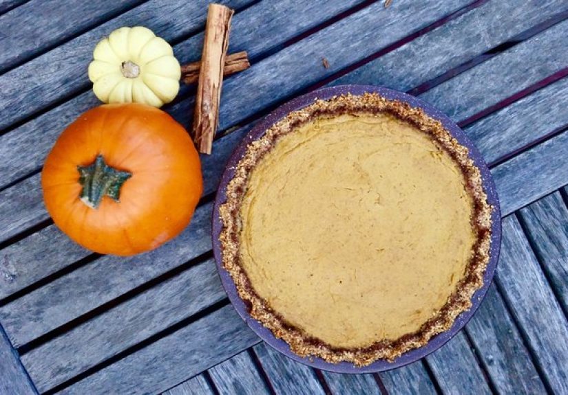 How to Make Easy Gluten-Free, Low-Carb Pumpkin Pie